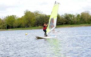 Ecole de voile au Village loisirs de Goule dans le Berry (18)